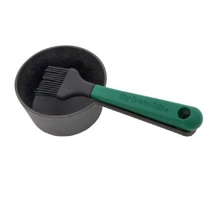 Cast Iron Sauce Pot with Basting Brush Cast Iron Sauce Pot with Basting Brush